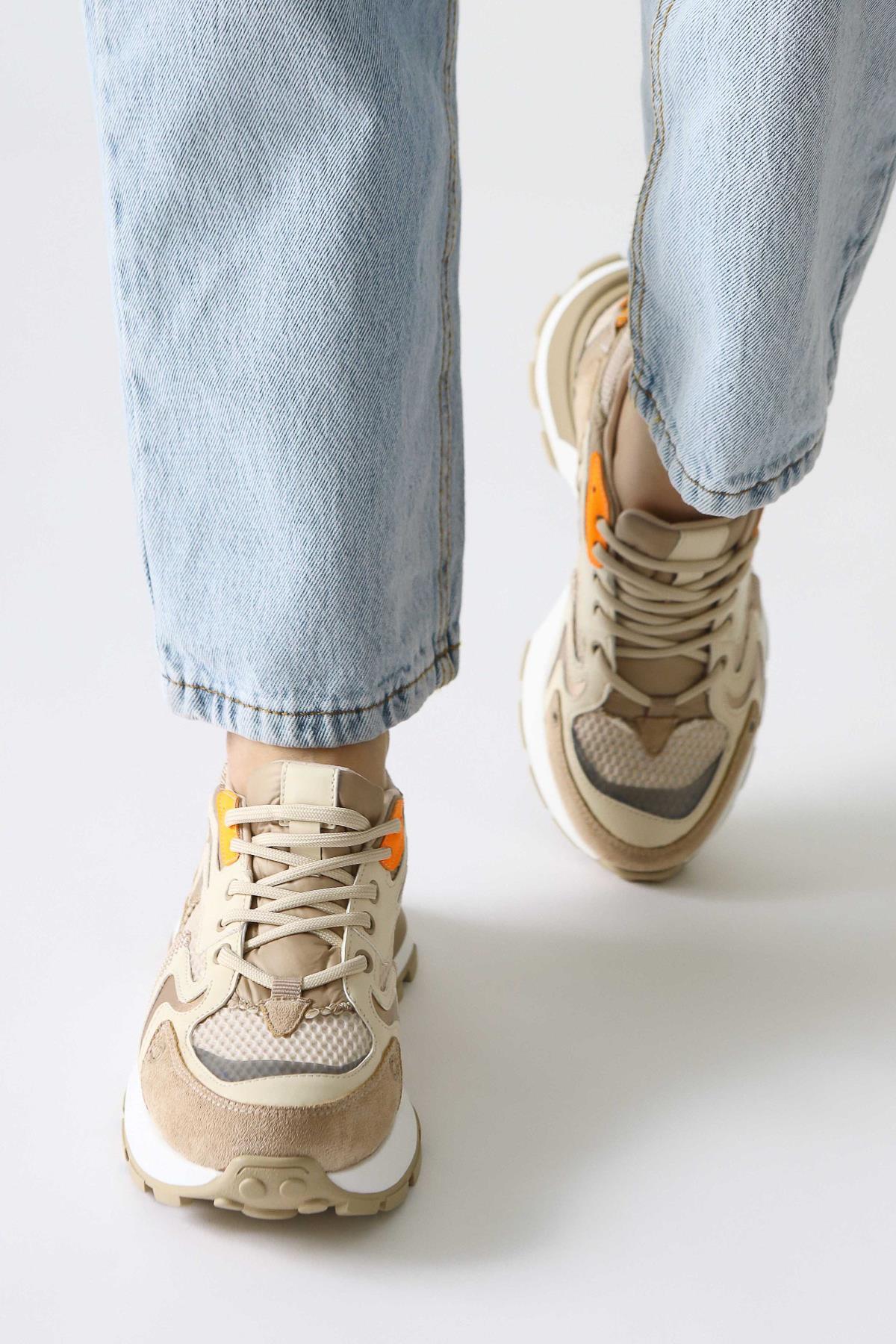 Onella Lacivert Süet Detaylı Bağcıklı Sneakers