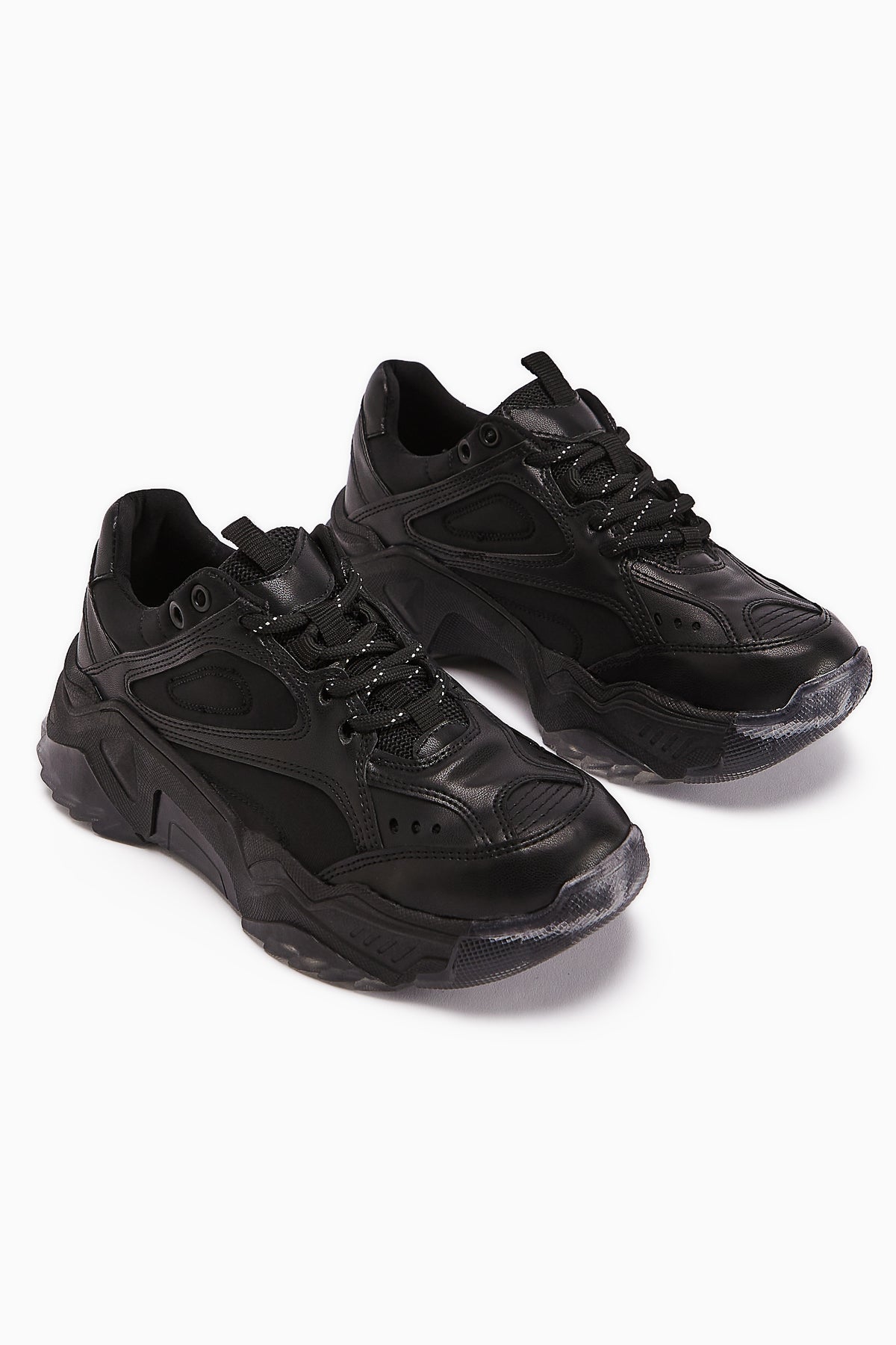 Erla Siyah Kalın Tabanlı Bağcıklı Kadın Sneakers