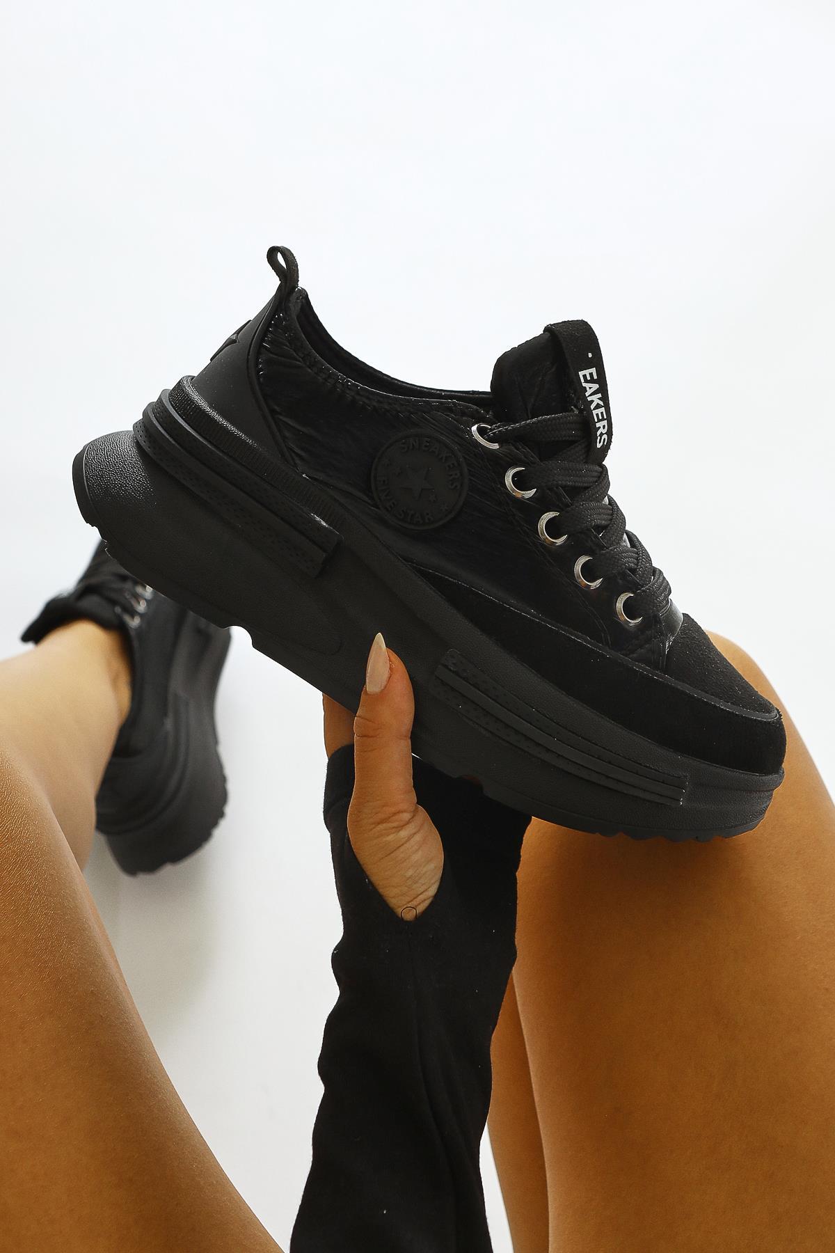 Ancy Siyah Paraşüt Kumaş Yıldız Patchli Sneakers