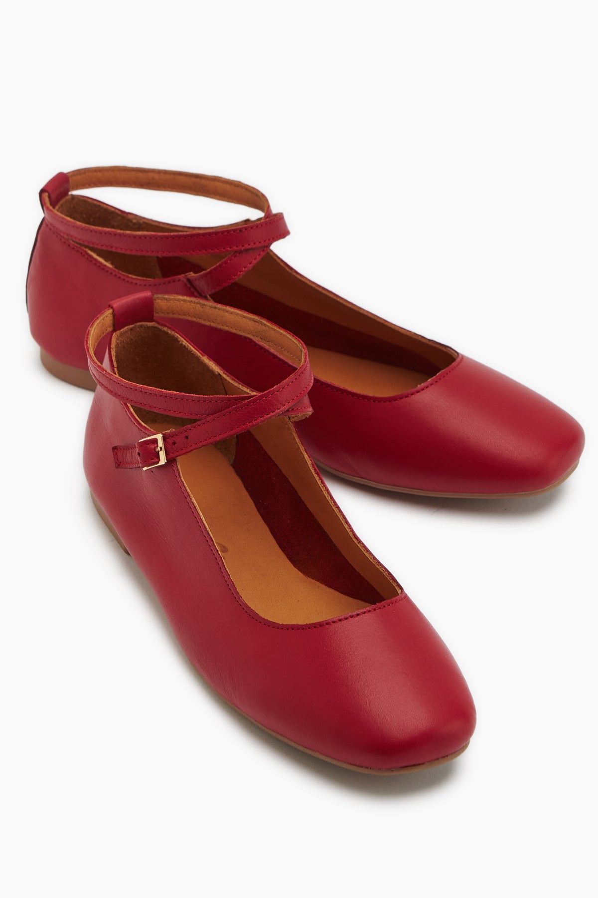 Ameli Hakiki Deri Kırmızı Çapraz Bantlı Balerin Kadın Ayakkabısı