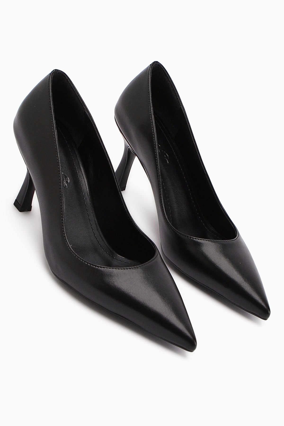 Leoni Siyah Kadın Topuklu Ayakkabı