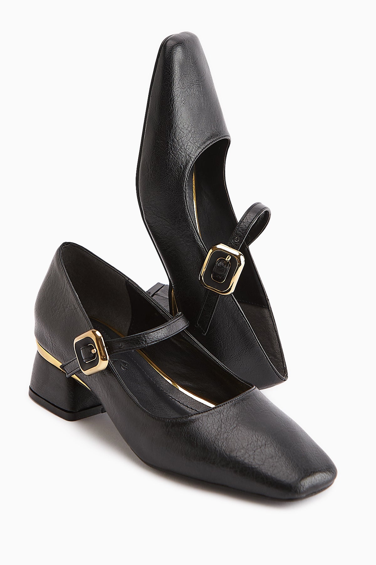 Abby Siyah Küt Burunlu Toka Detaylı Günlük Ayakkabı