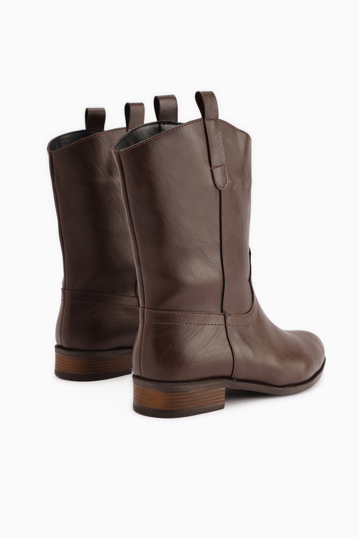 Liza Kahve Çekme Kadın Bot