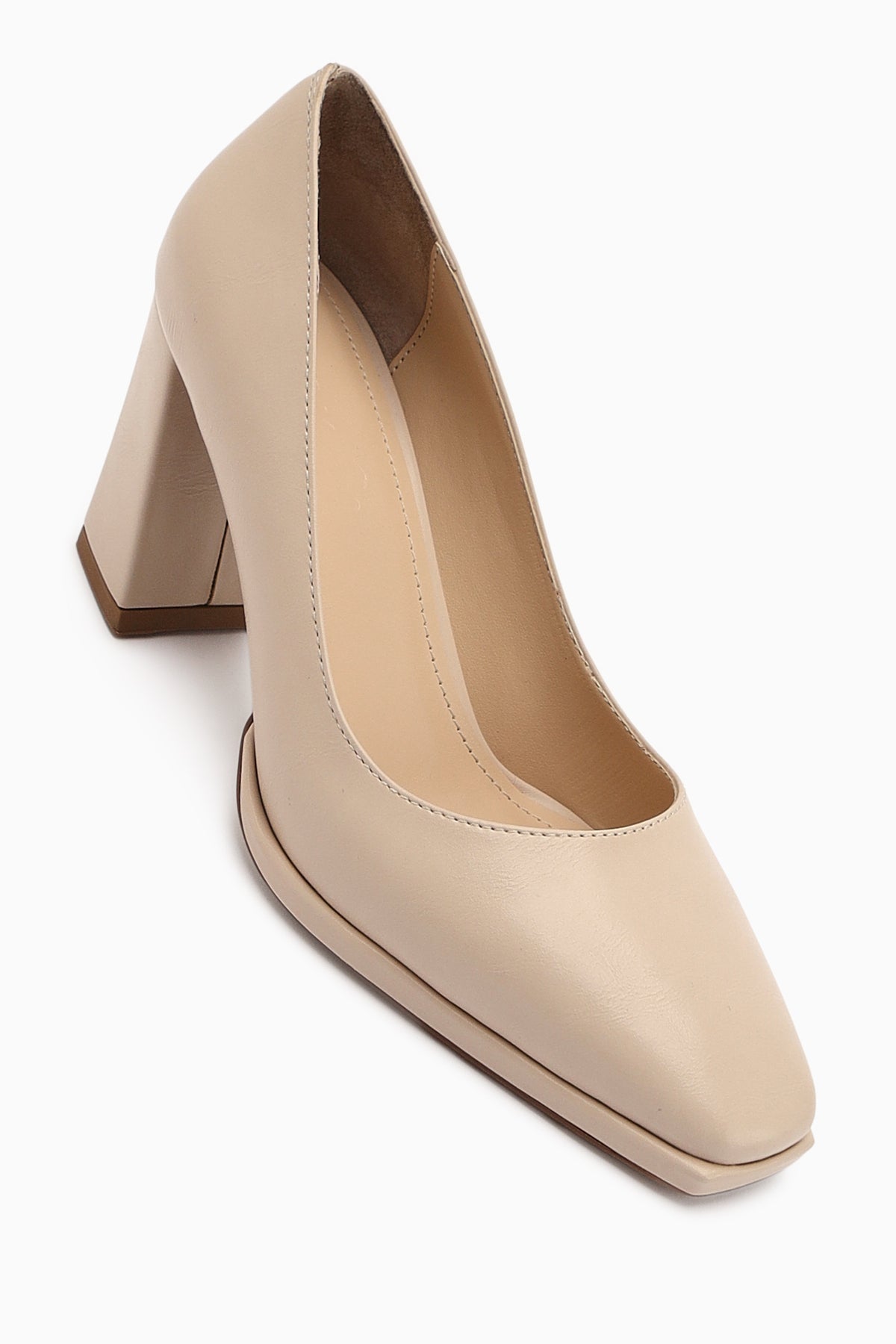 Doriana Bej Küt Burunlu Kadın Topuklu Ayakkabı