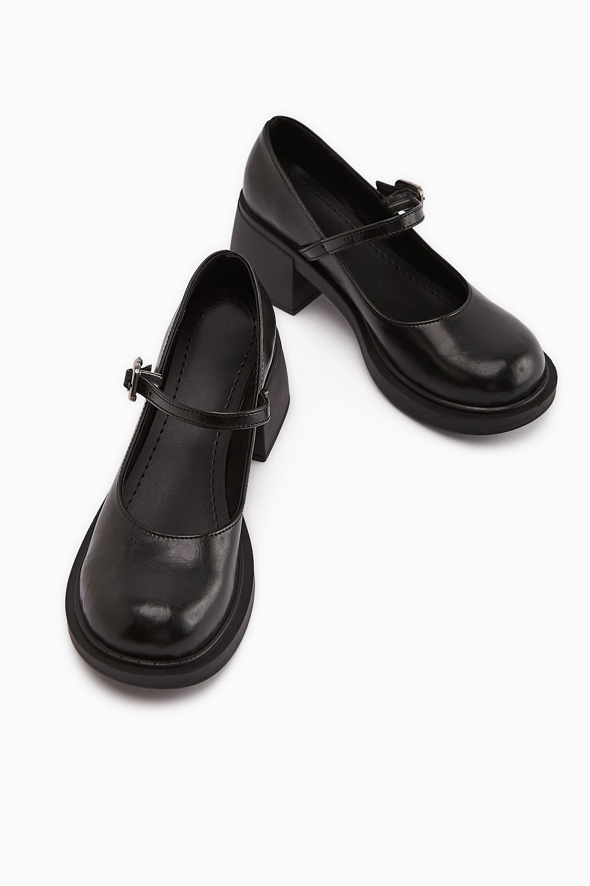 Mirka Siyah Bantlı Kadın Loafer Ayakkabı