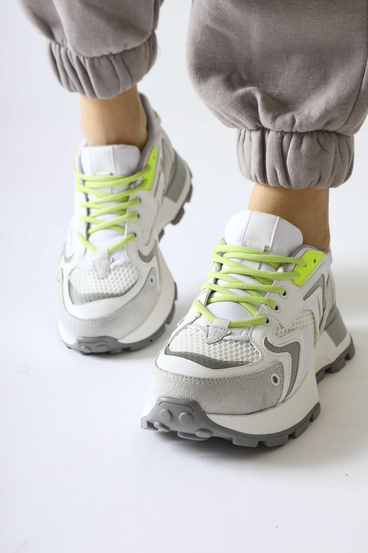 Onella Beyaz Süet Detaylı Bağcıklı Sneakers