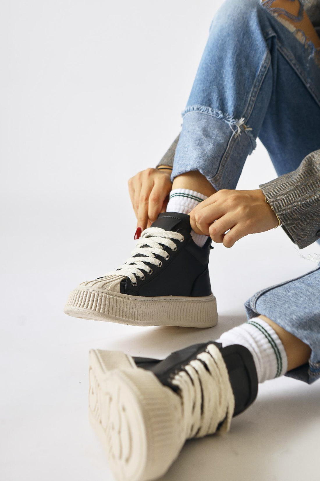 Daniele Siyah Bağcıklı Spor Bot