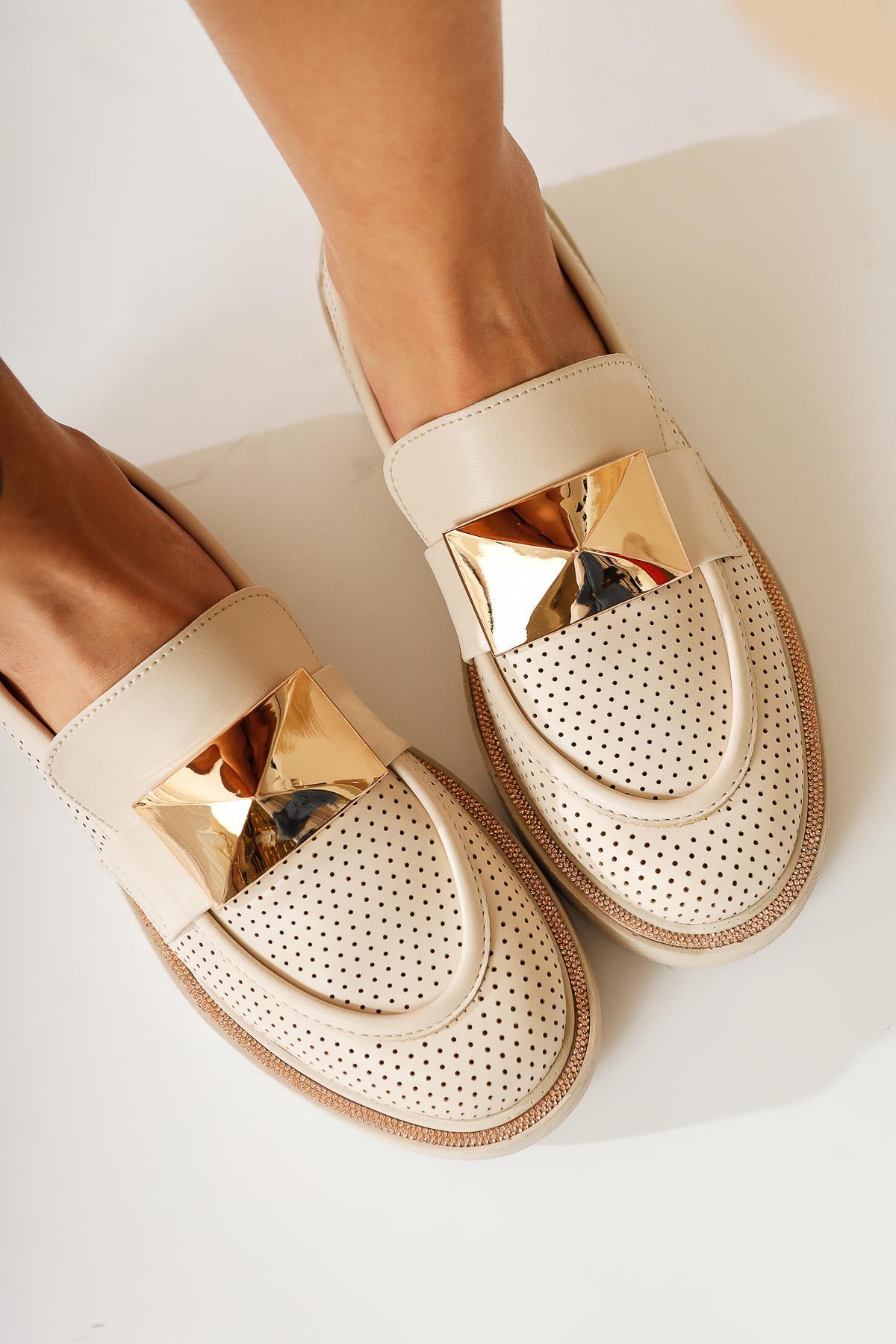 Khloe Bej Toka Detaylı Delikli Makosen Ayakkabı