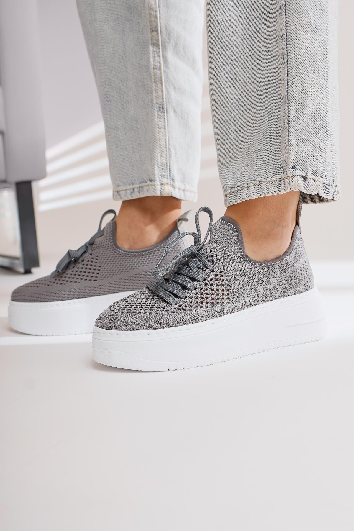 Benito Gri Triko Streç Kalın Tabanlı Sneakers