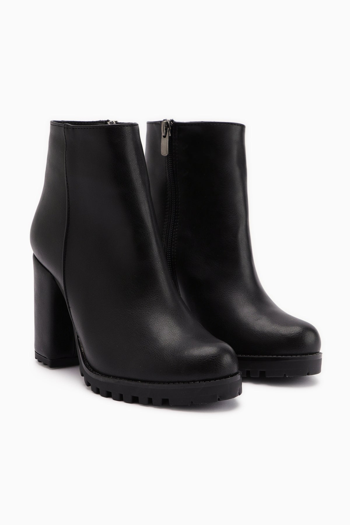 Bahiya Siyah Oval Burunlu Fermuarlı Topuklu Bot