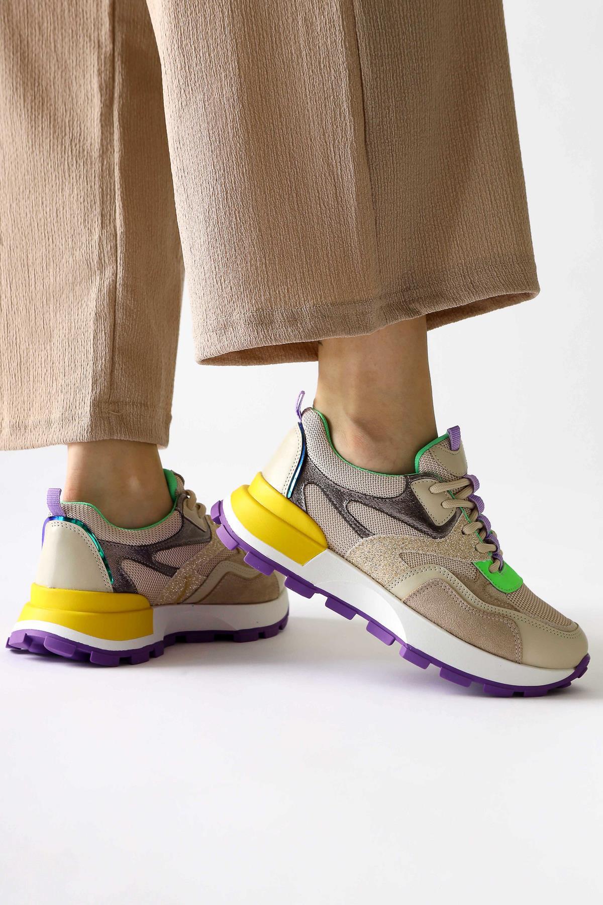 Netta Çok Renkli (Yeşil) File Detaylı Bağcıklı Sneakers