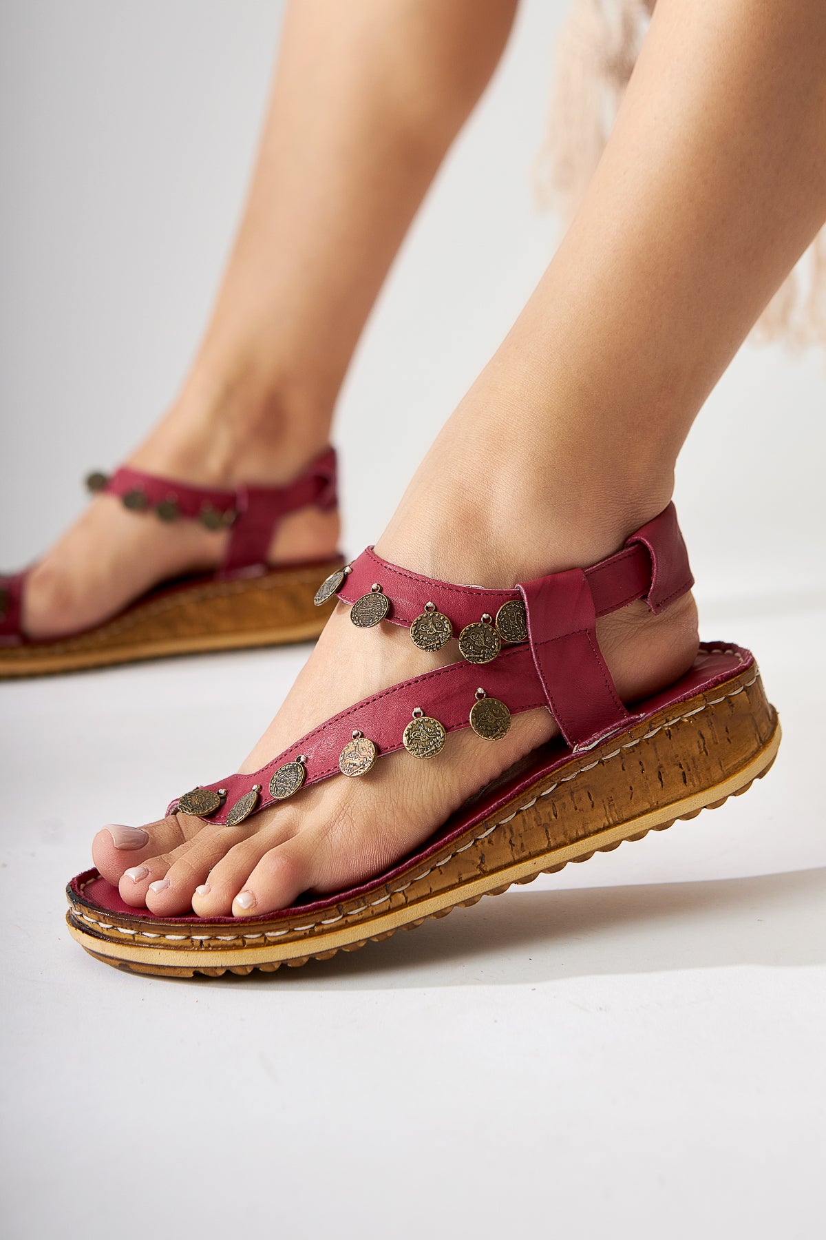 Hakiki Deri Lilah Bordo Antik Detaylı Sandalet