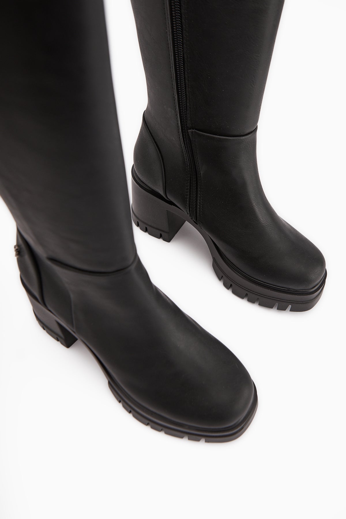 Chelsie Siyah Yüksek Topuklu Platformlu Kısa Çizme