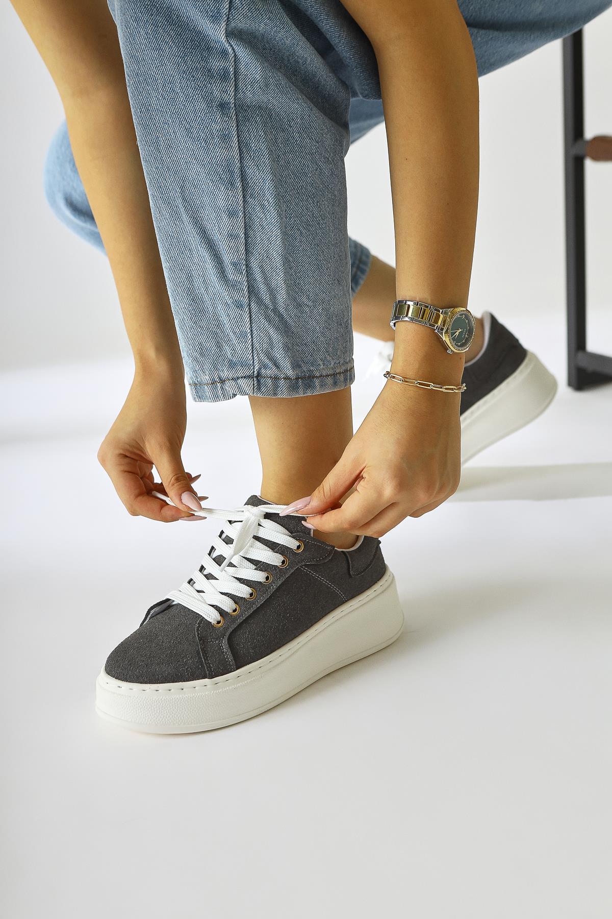 Lubica Füme Süet Oval Butunlu Kalın Tabanlı Sneakers