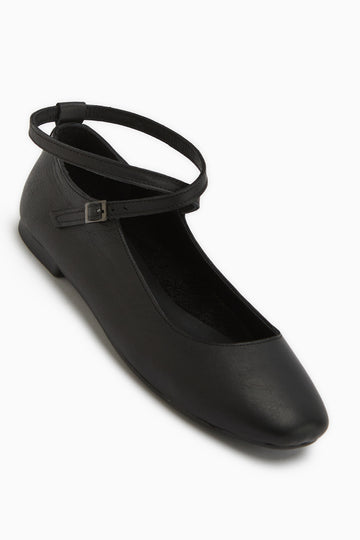 Ameli Hakiki Deri Siyah Çapraz Bantlı Balerin Kadın Ayakkabısı