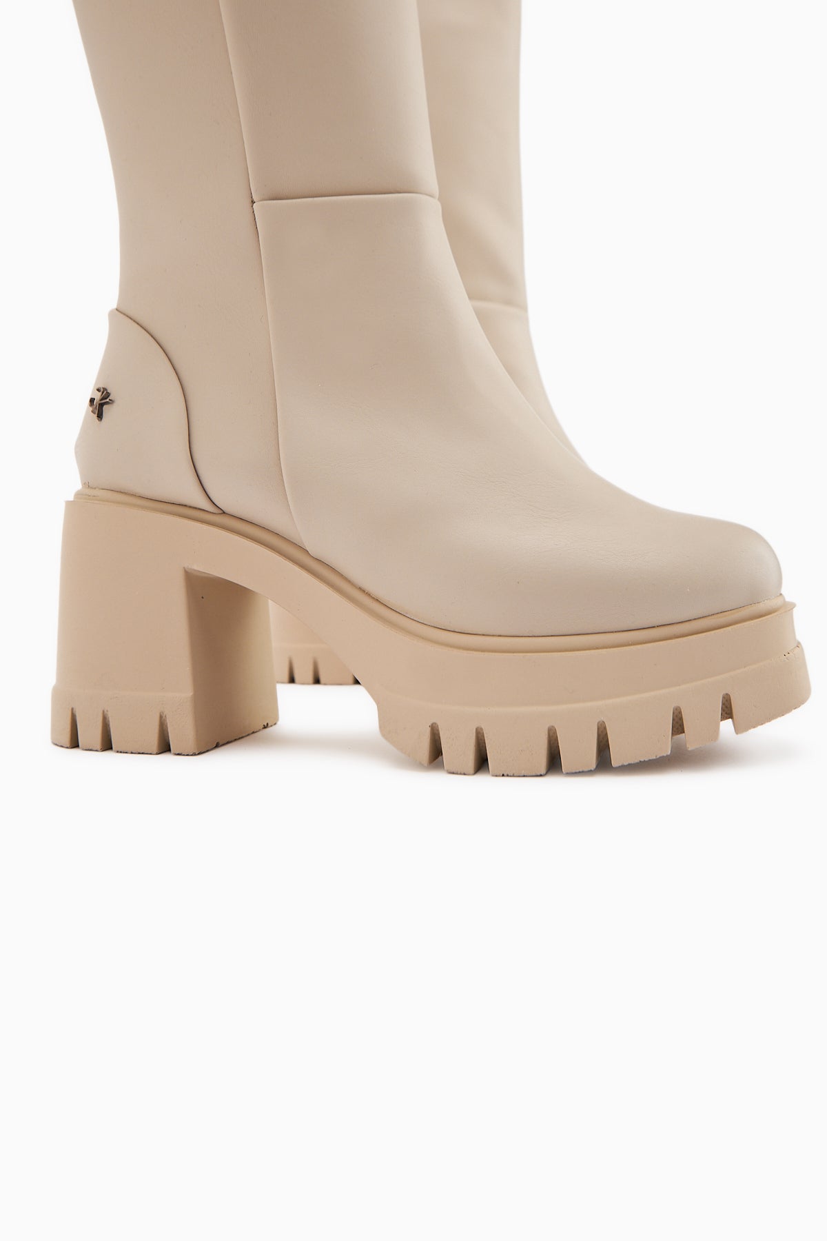 Chelsie Bej Yüksek Topuklu Platformlu Kısa Çizme