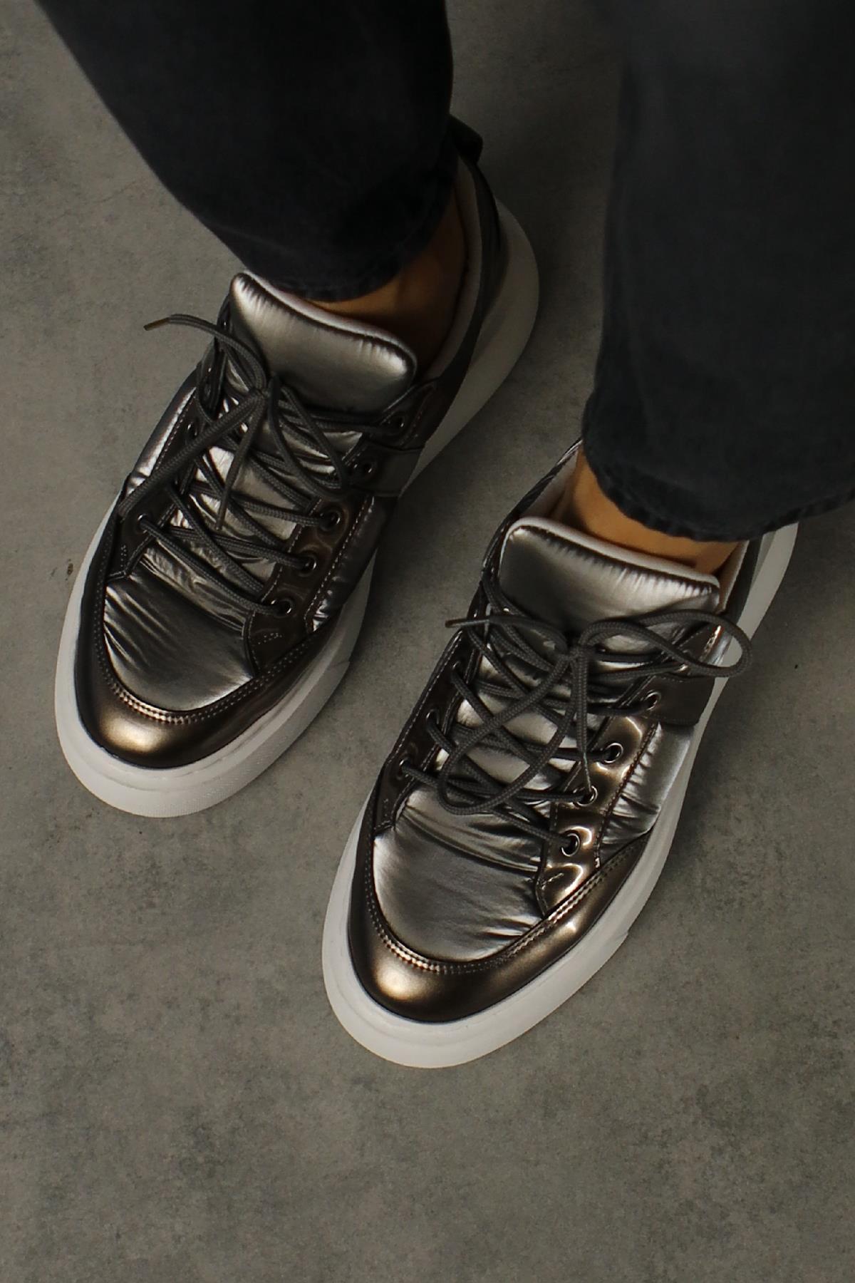Jakleen Platin Rugan Detaylı Paraşüt Sneakers