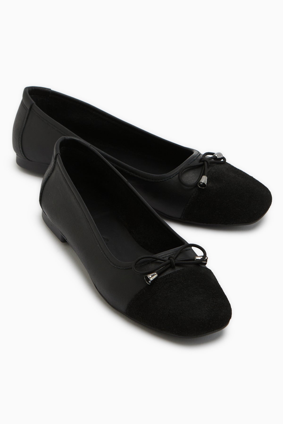 Anjela Hakiki Deri Siyah Fiyonk Detaylı Kadın Babet Ayakkabı