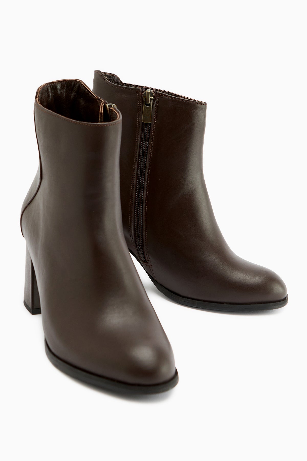 Eliza Hakiki Deri Kahve Topuklu Kadın Bot