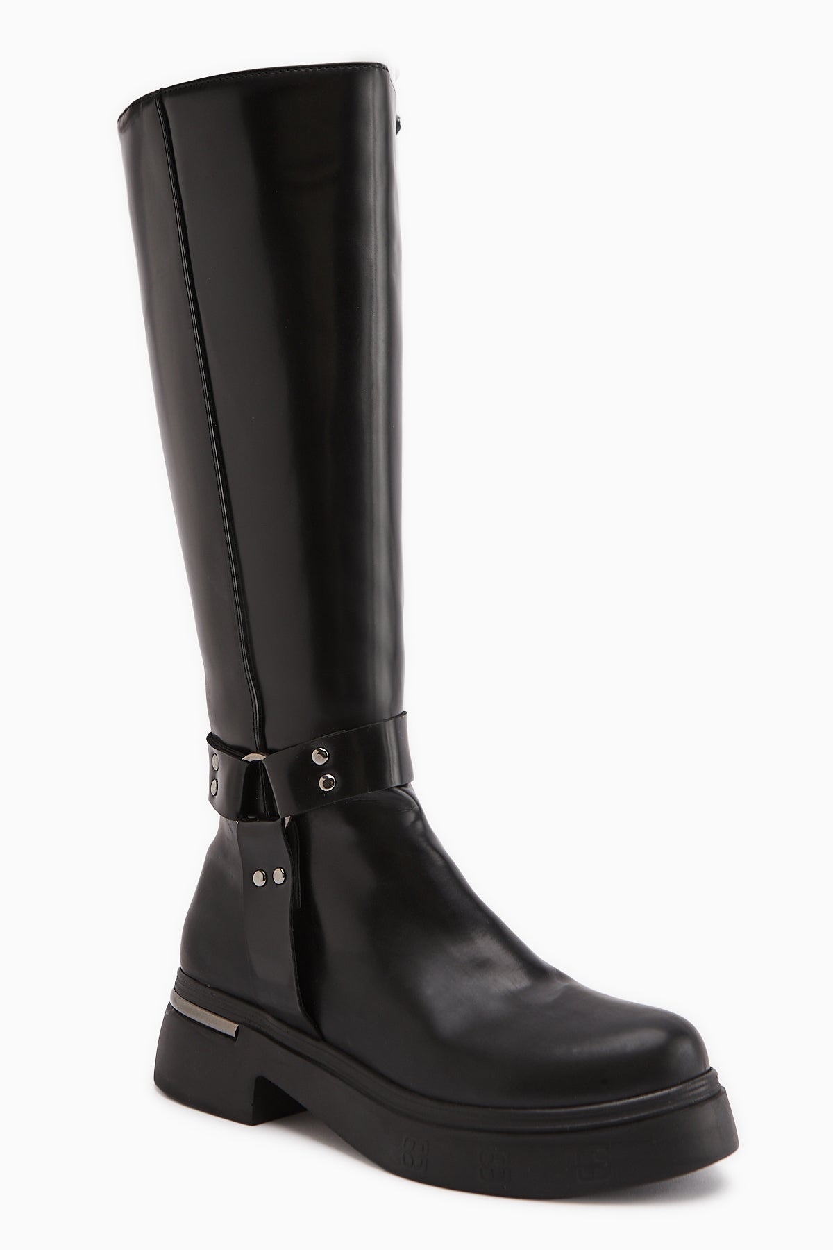 Lani Siyah Rugan Toka ve Zımba Detaylı Kalın Tabanlı Çizme