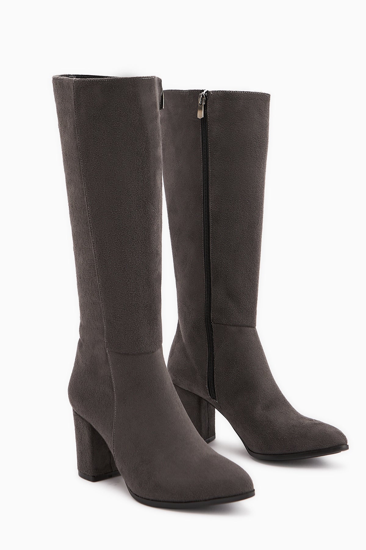 Tatum Gri Sivri Burunlu Orta Topuklu Çizme