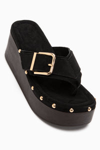 Arla Siyah Süet Toka Detaylı Dolgu Topuklu Kadın Terlik