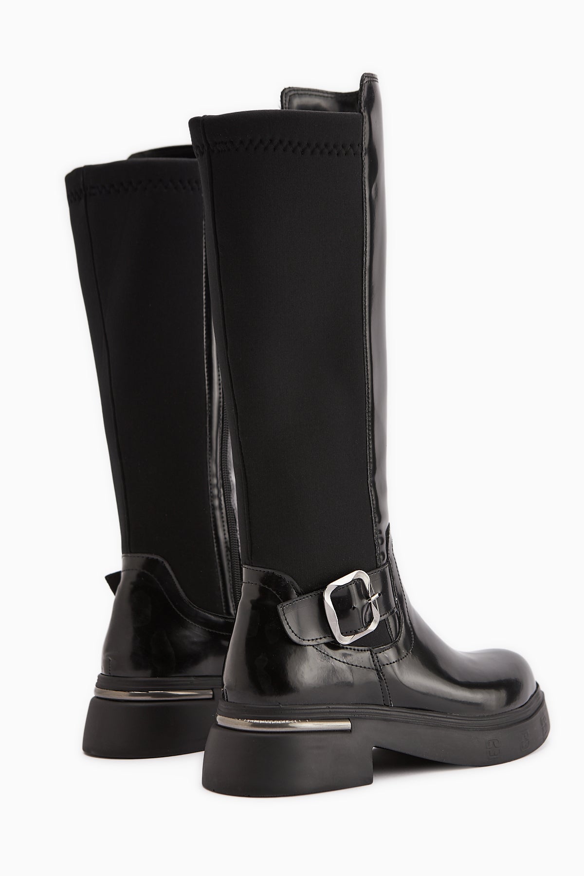 Faria Siyah Rugan Dalgıç Kumaş Detaylı Tokalı Kalın Tabanlı Çizme