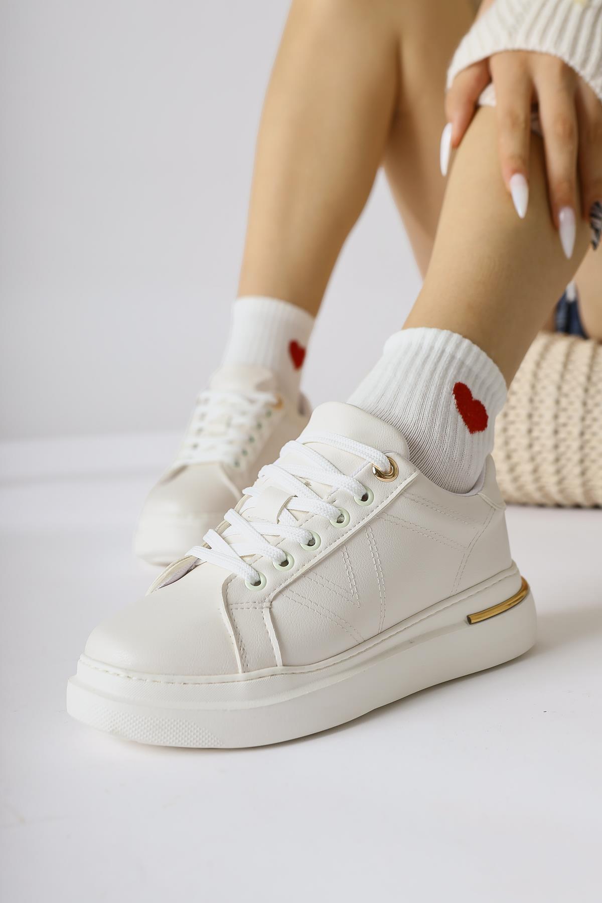 Anastazia Beyaz Topuk Detaylı Sneakers