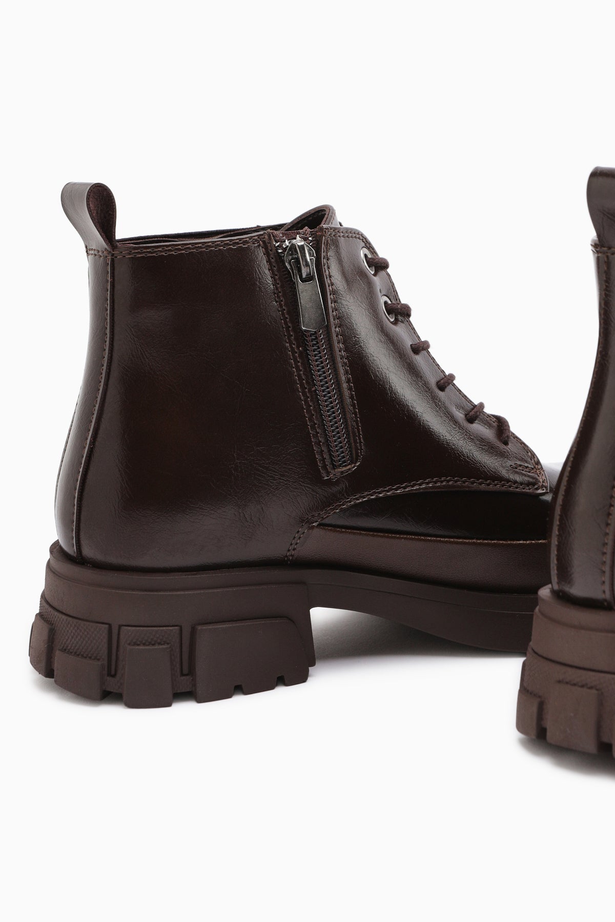 Luisa Kahve Bağcıklı Kadın Bot