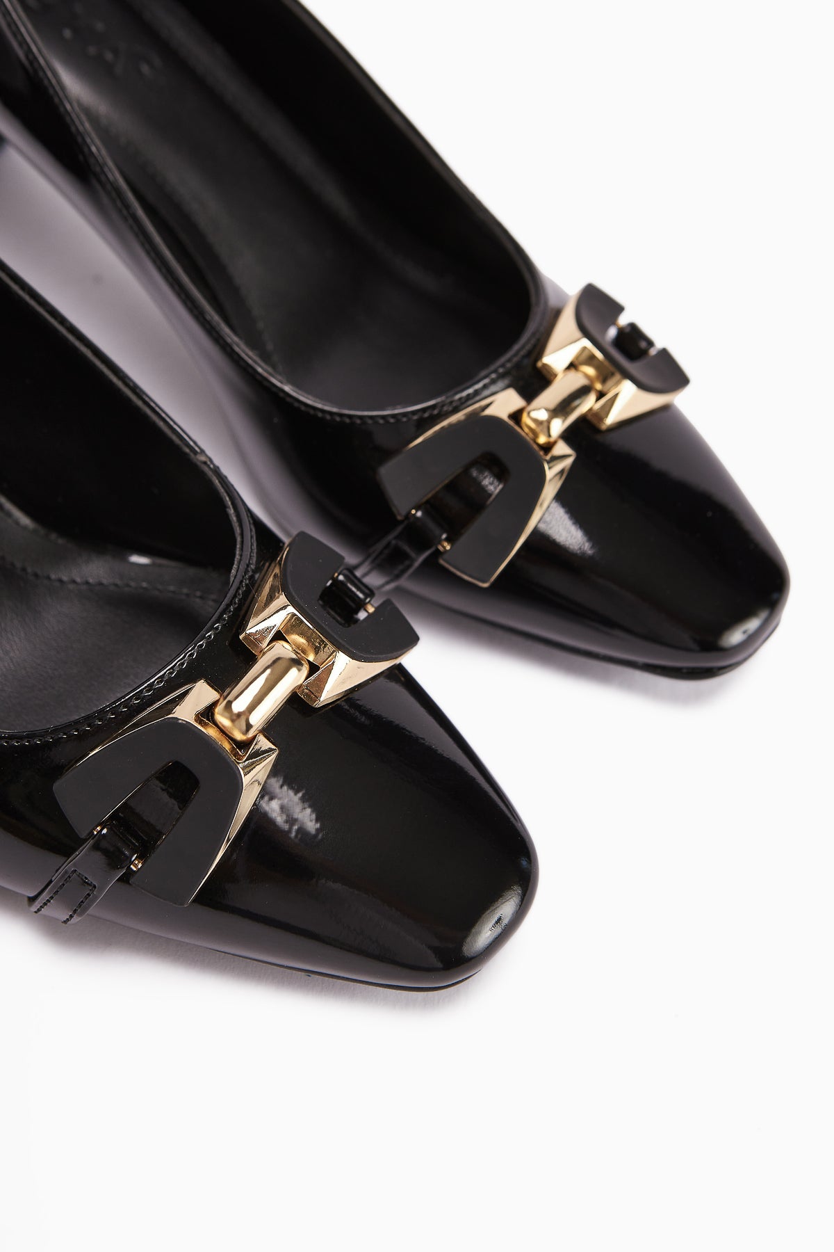 Misha Siyah Rugan Tokalı Kadın Topuklu Ayakkabı