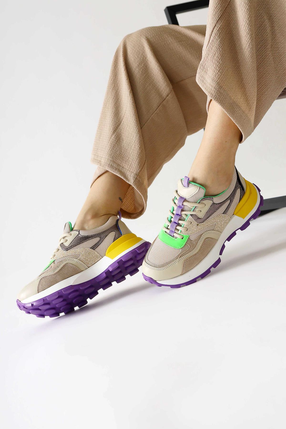Netta Çok Renkli (Yeşil) File Detaylı Bağcıklı Sneakers