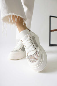 Emilina Beyaz Fileli Bağcıklı Sneakers