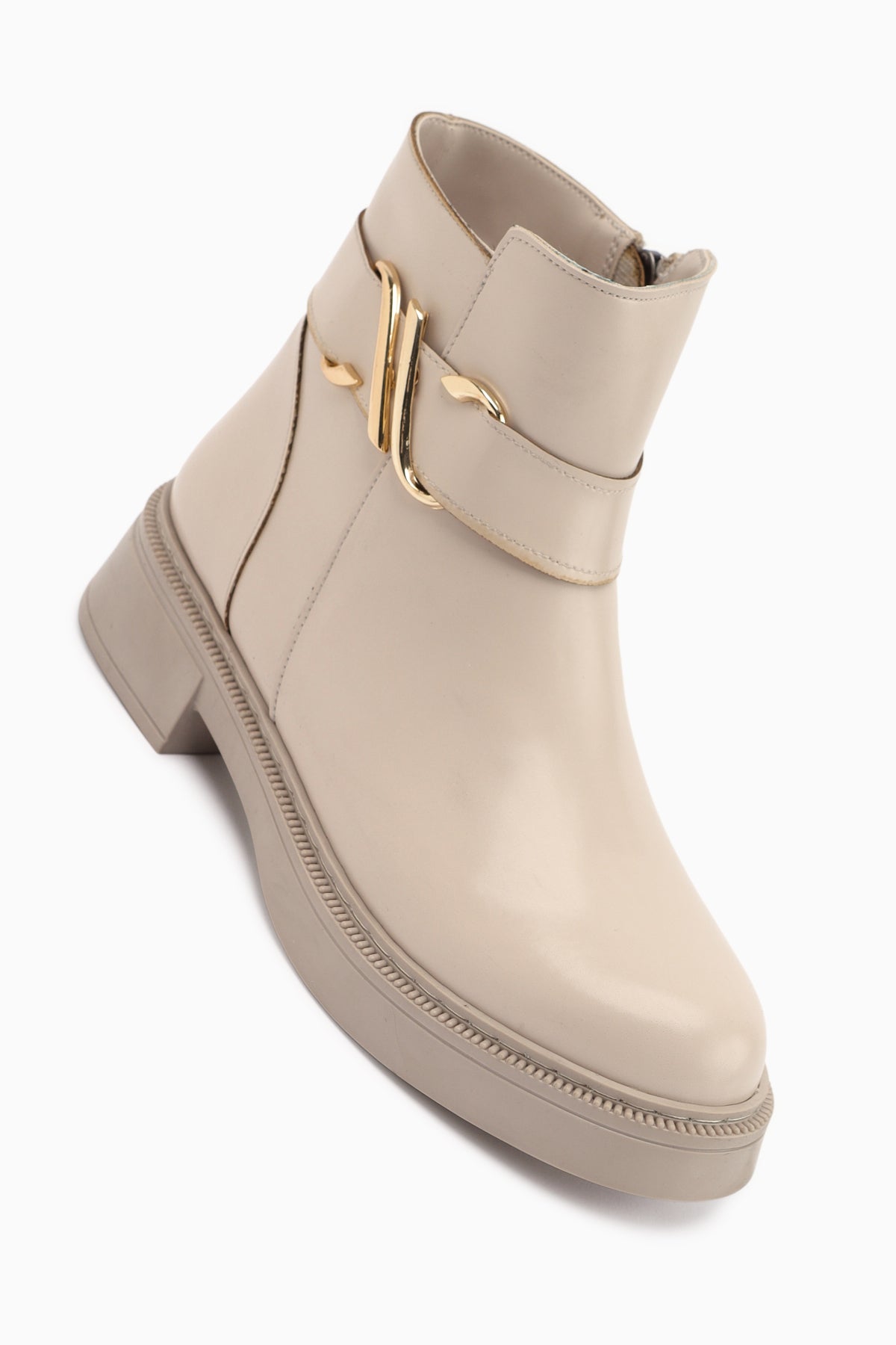 Birta Bej Toka Detaylı Oval Burunlu Bot