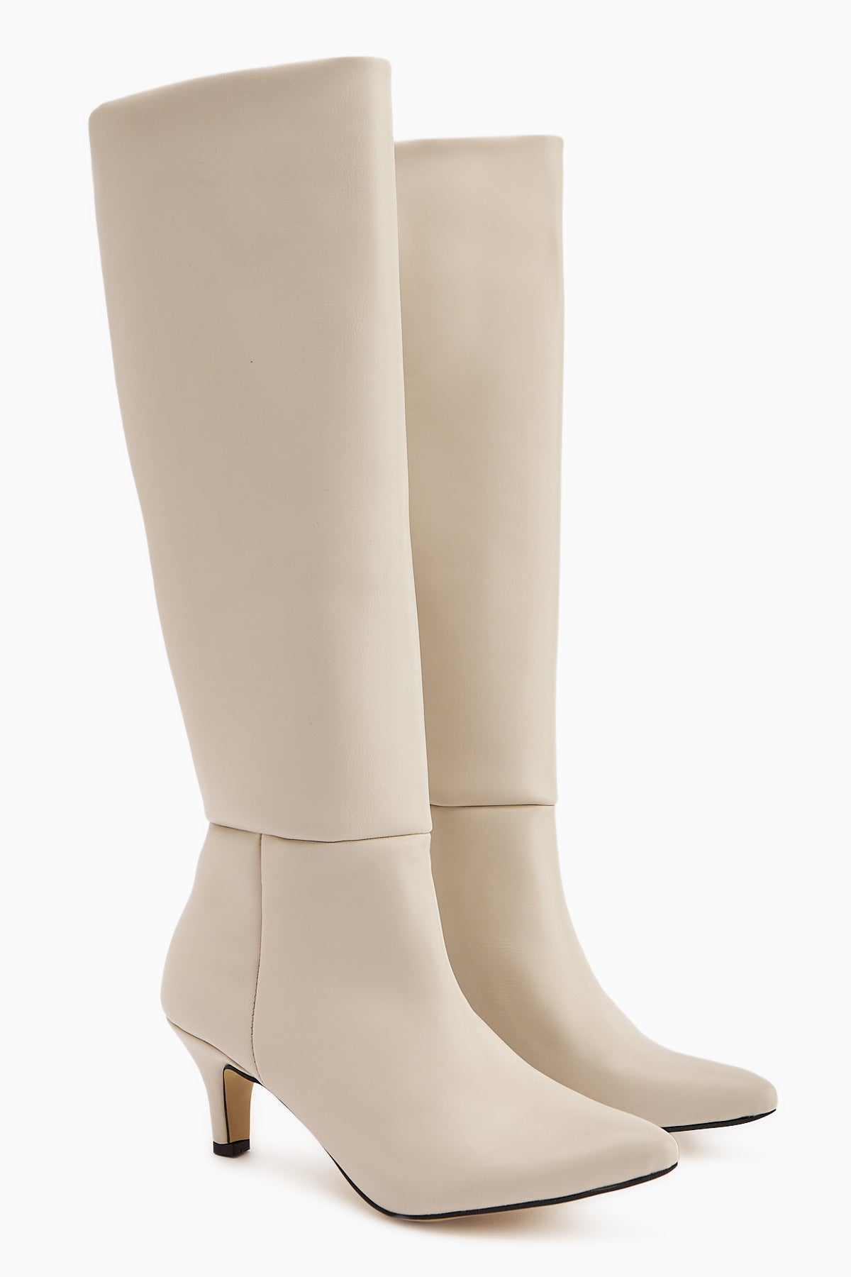 Milika Ekru Sivri Burunlu Kısa Topuklu Çekme Çizme