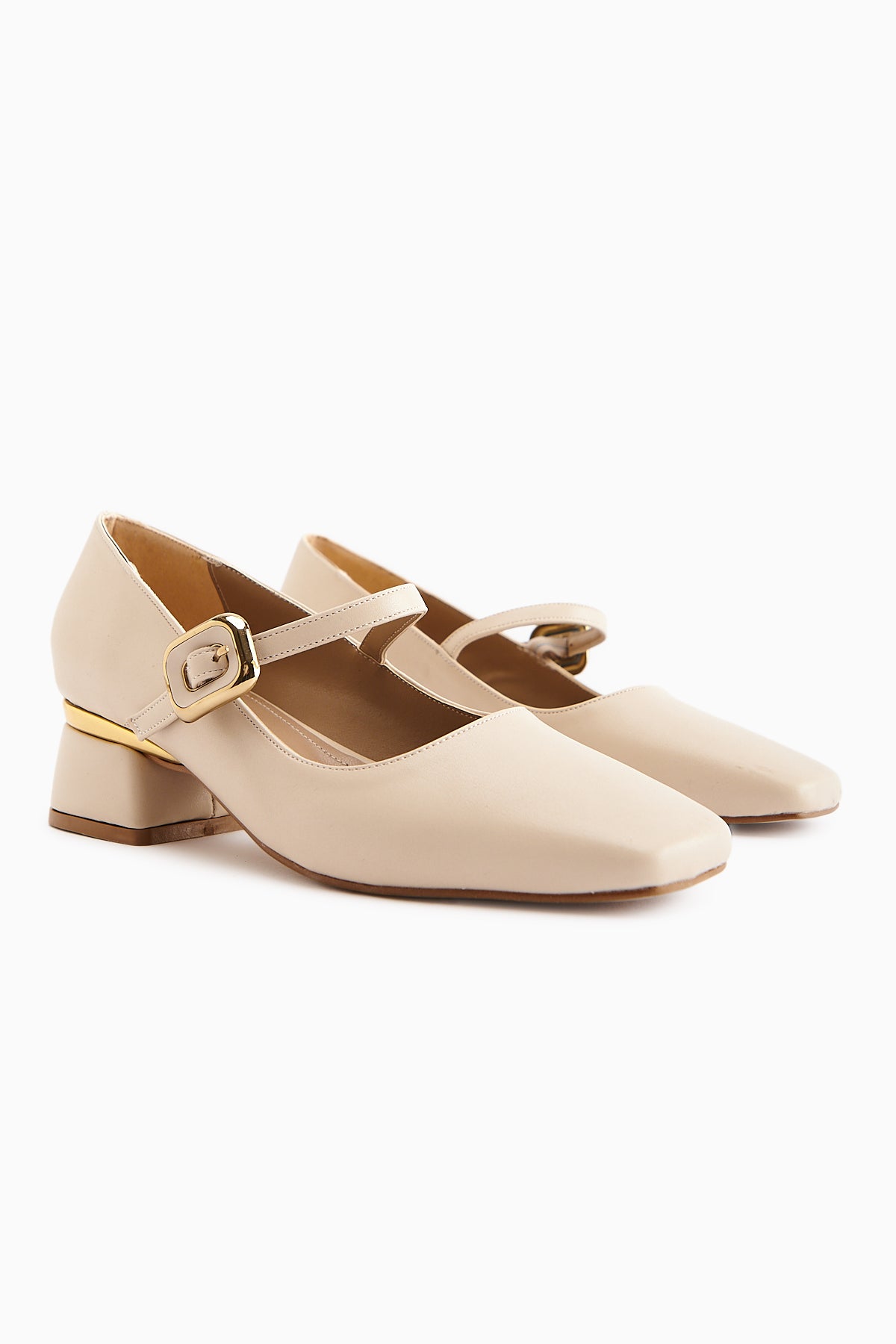 Abby Bej Küt Burunlu Toka Detaylı Günlük Ayakkabı