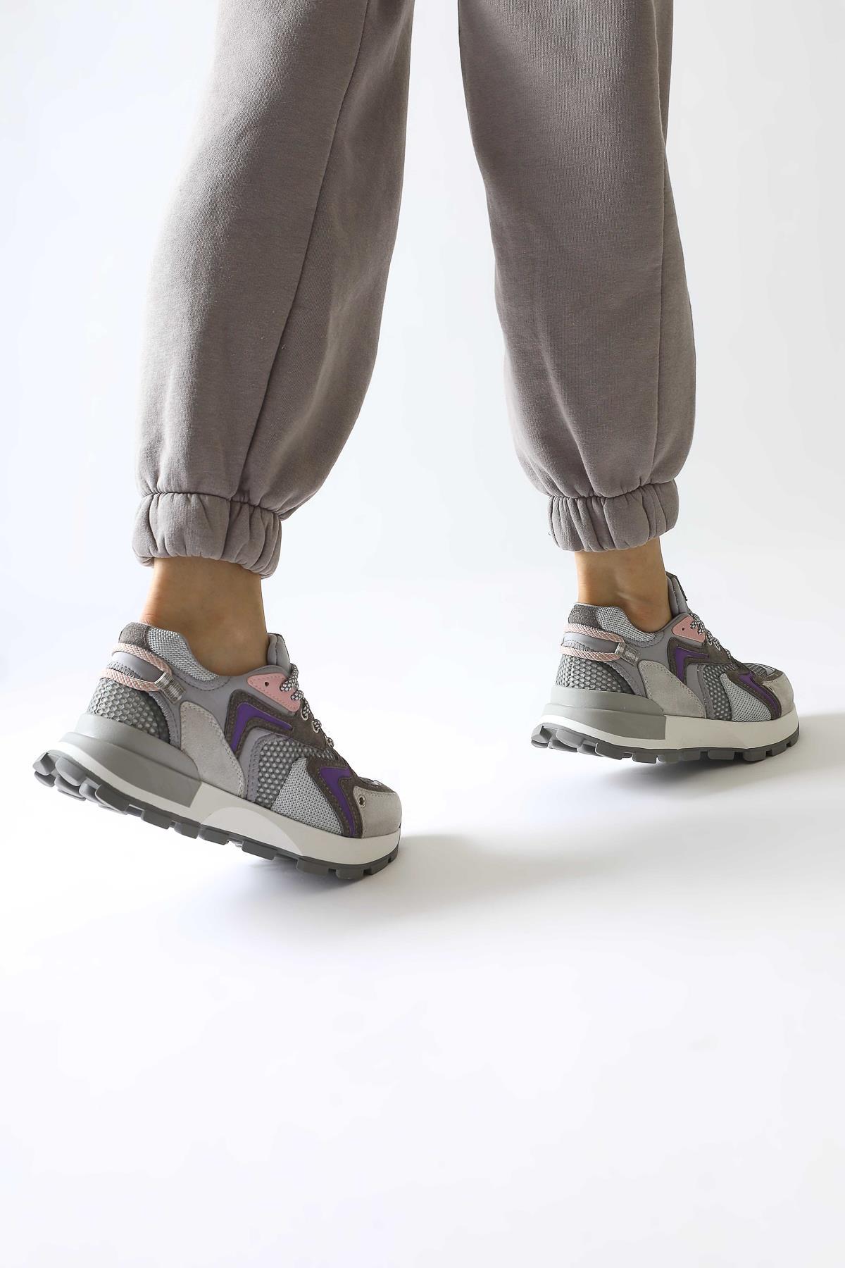 Onella Gri Süet Detaylı Bağcıklı Sneakers