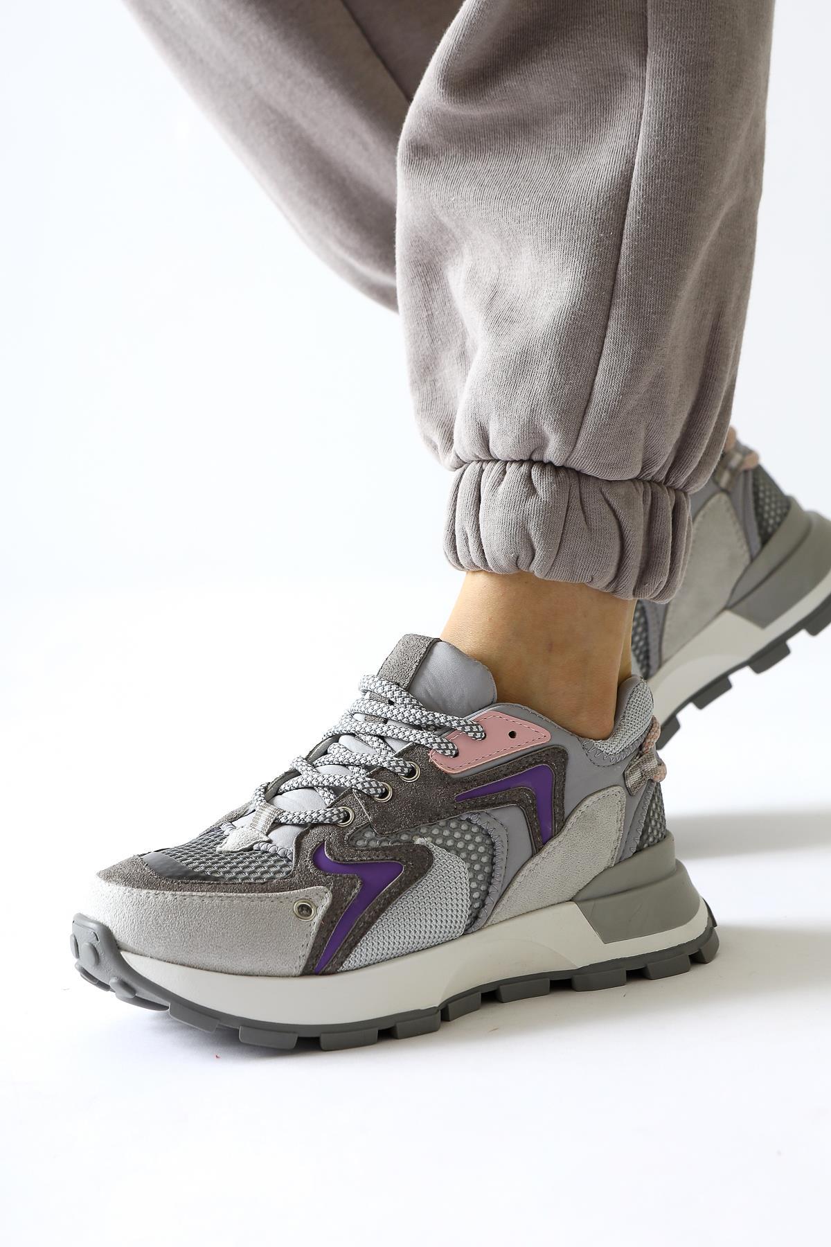 Onella Gri Süet Detaylı Bağcıklı Sneakers
