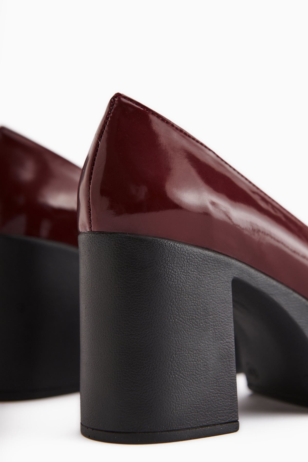 Salin Bordo Rugan Kemer Detaylı Dekolteli Topuklu Günlük Ayakkabı