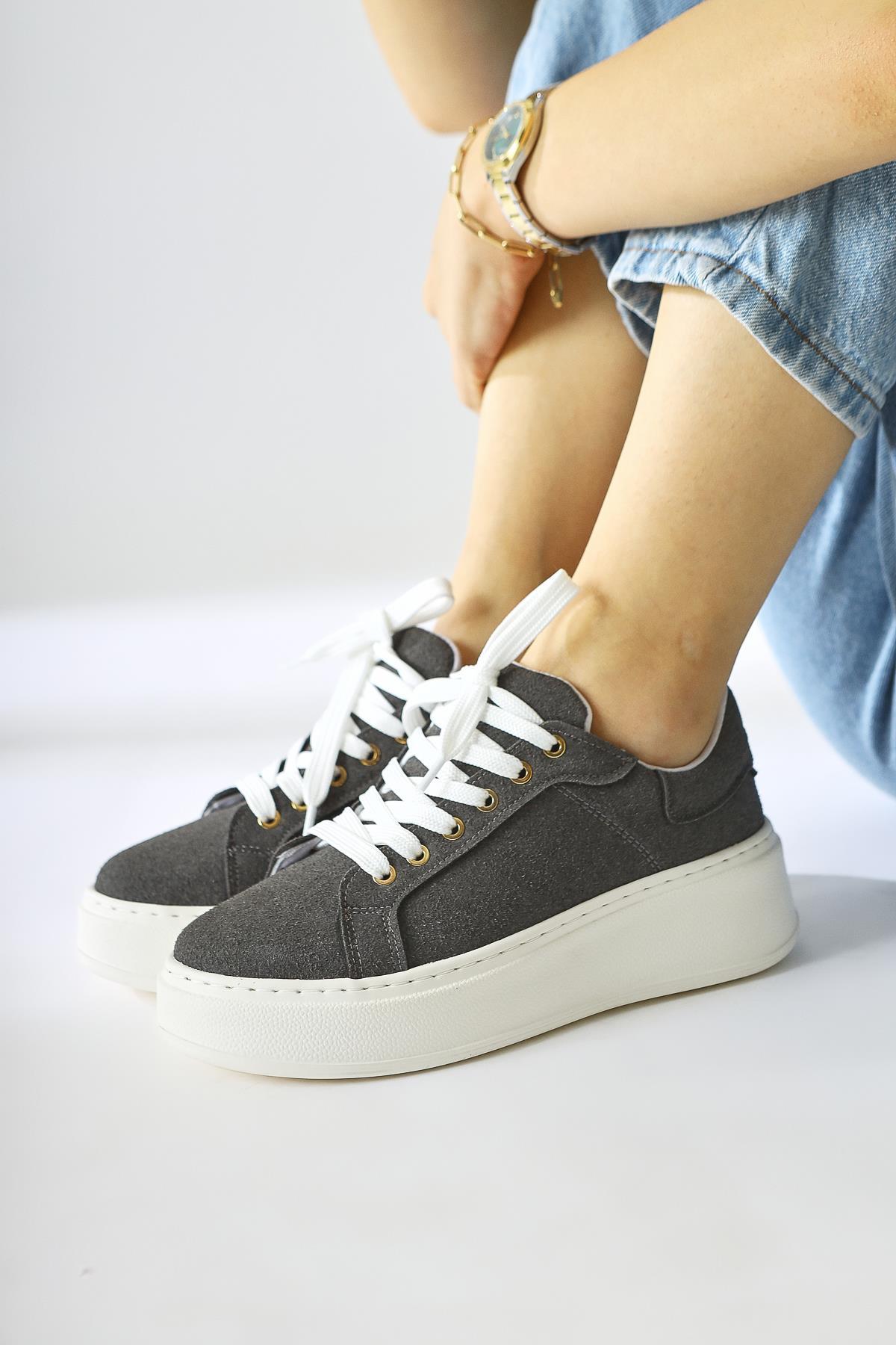 Lubica Füme Süet Oval Butunlu Kalın Tabanlı Sneakers