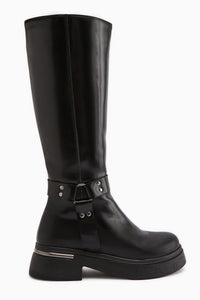 Lani Siyah Rugan Toka ve Zımba Detaylı Kalın Tabanlı Çizme