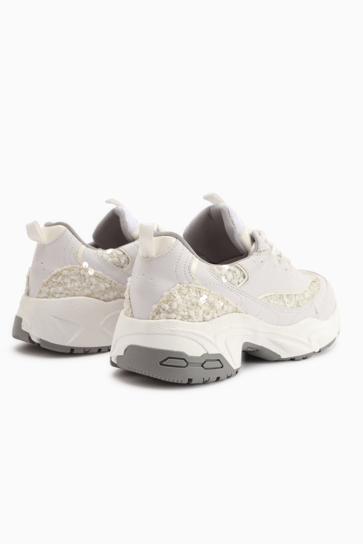 Rozhin Beyaz Pullu Kalın Taban Kadın Spor Ayakkabı