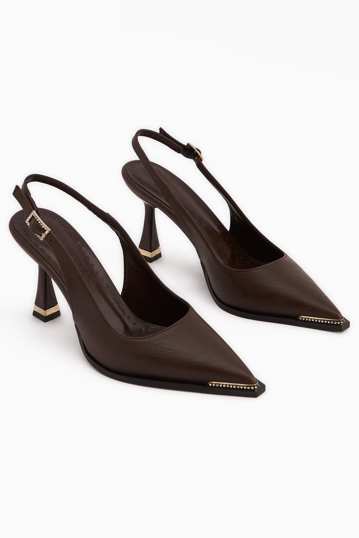 Vita Kahve Taş Detaylı Önü Kapalı Topuklu Kadın Ayakkabı