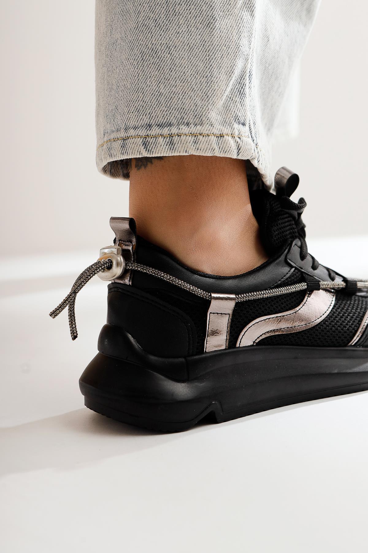 Luann Siyah Taş Detaylı Bağcıklı Sneakers Spor Ayakkabı