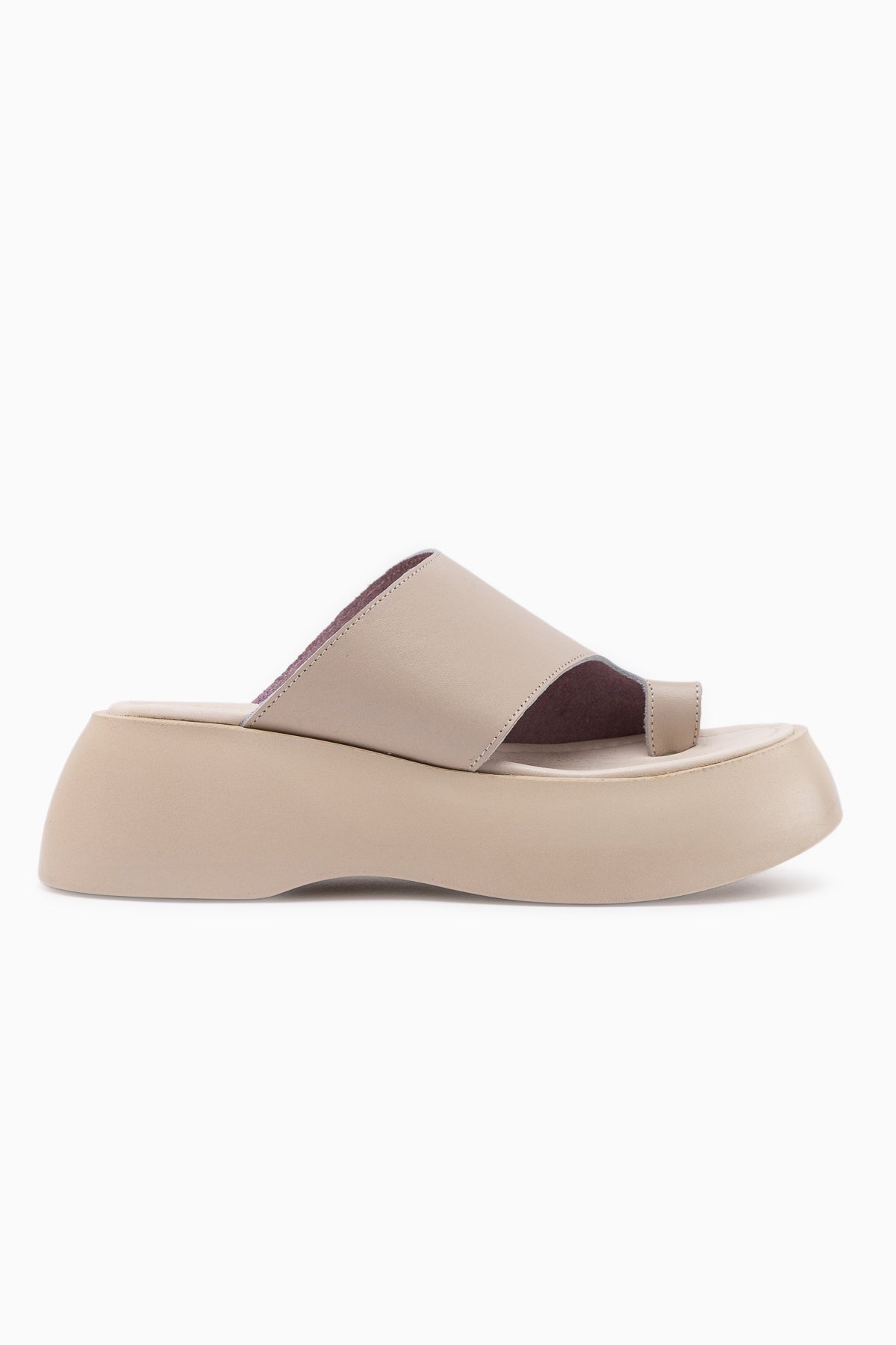 Carol Hakiki Deri Bej Parmak Arası Kadın Terlik