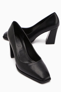 Doriana Siyah Küt Burunlu Kadın Topuklu Ayakkabı