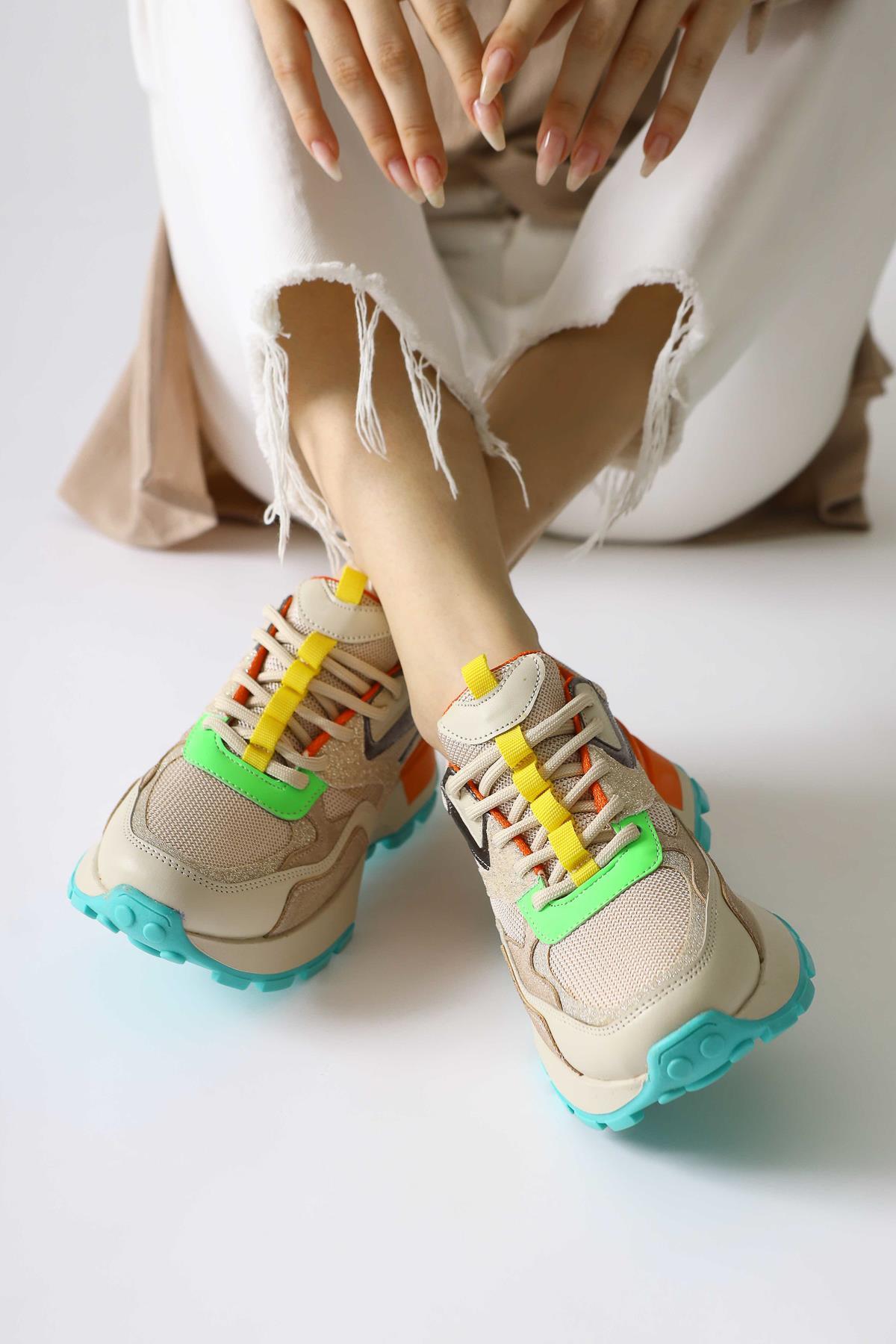 Netta Çok Renkli (Turuncu) File Detaylı Bağcıklı Sneakers