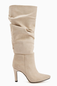 Rimaz Ten Süet Körüklü Uzun Sivri Topuklu Çizme