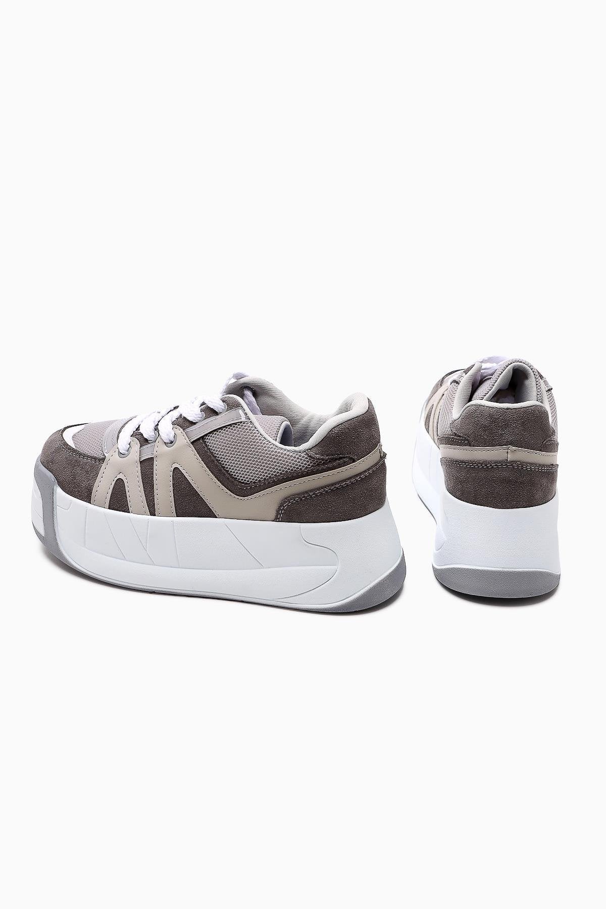 Alvi Gri Deri Detaylı Kadın Sneakers