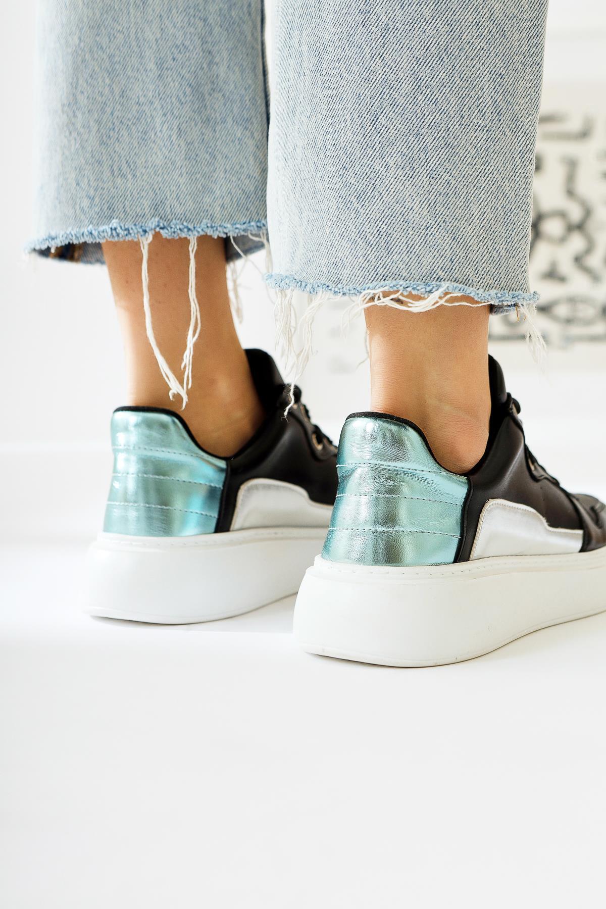 Deena Siyah Kalın Tabanlı Taş Detaylı Sneakers