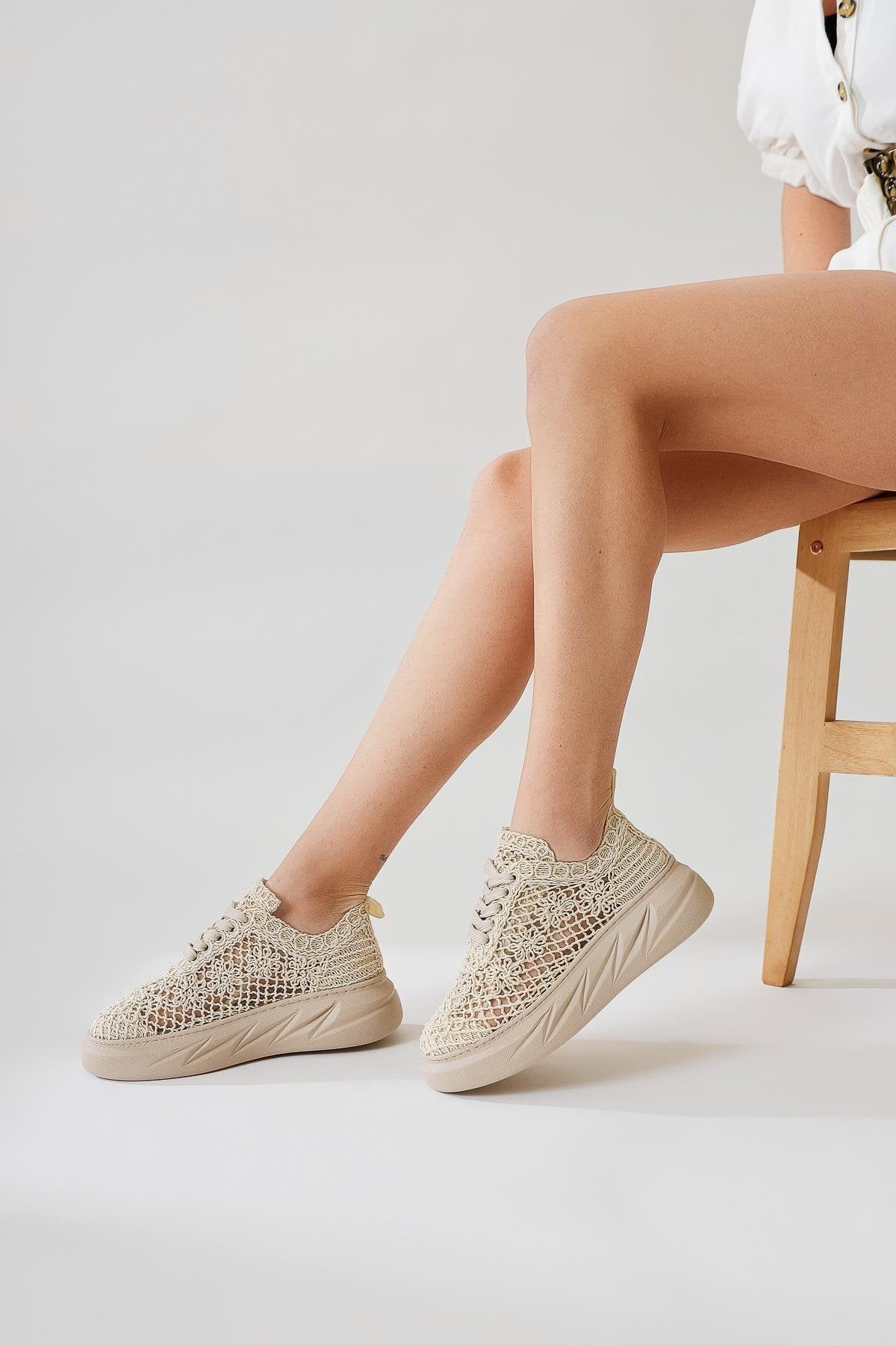 Anete Ten Triko Çiçek Nakışlı Bağcıklı Sneaker